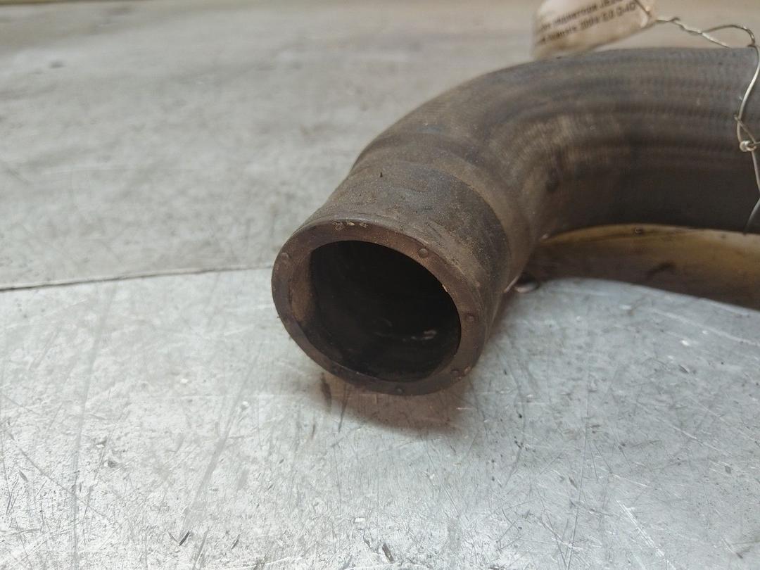 Патрубок радиатора JE2QOW Toyota Avensis - Фото 2