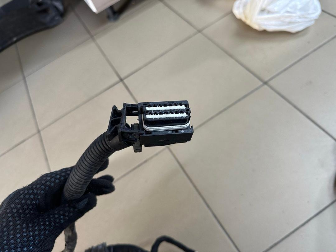 Проводка двигателя ZN0HH1 Audi A3 - Фото 9