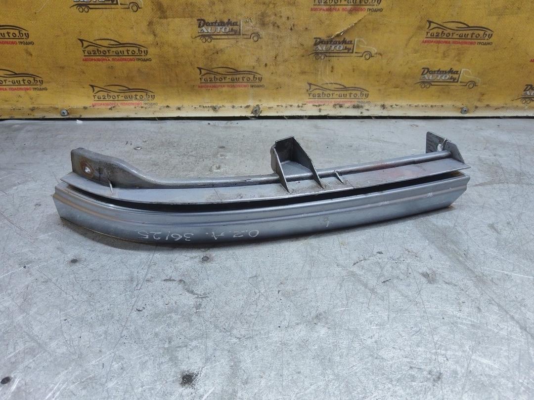 Ус под фару левый TE2X0V Opel Zafira