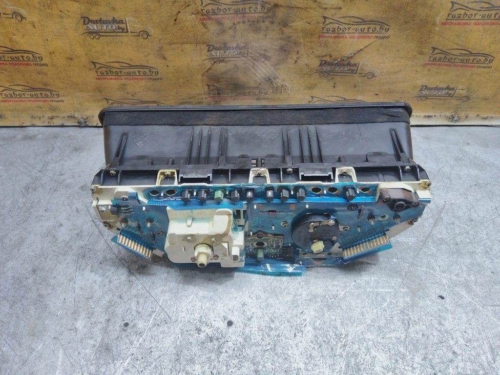 Щиток приборов (приборная панель) C655WJ Audi 100 - Фото 4