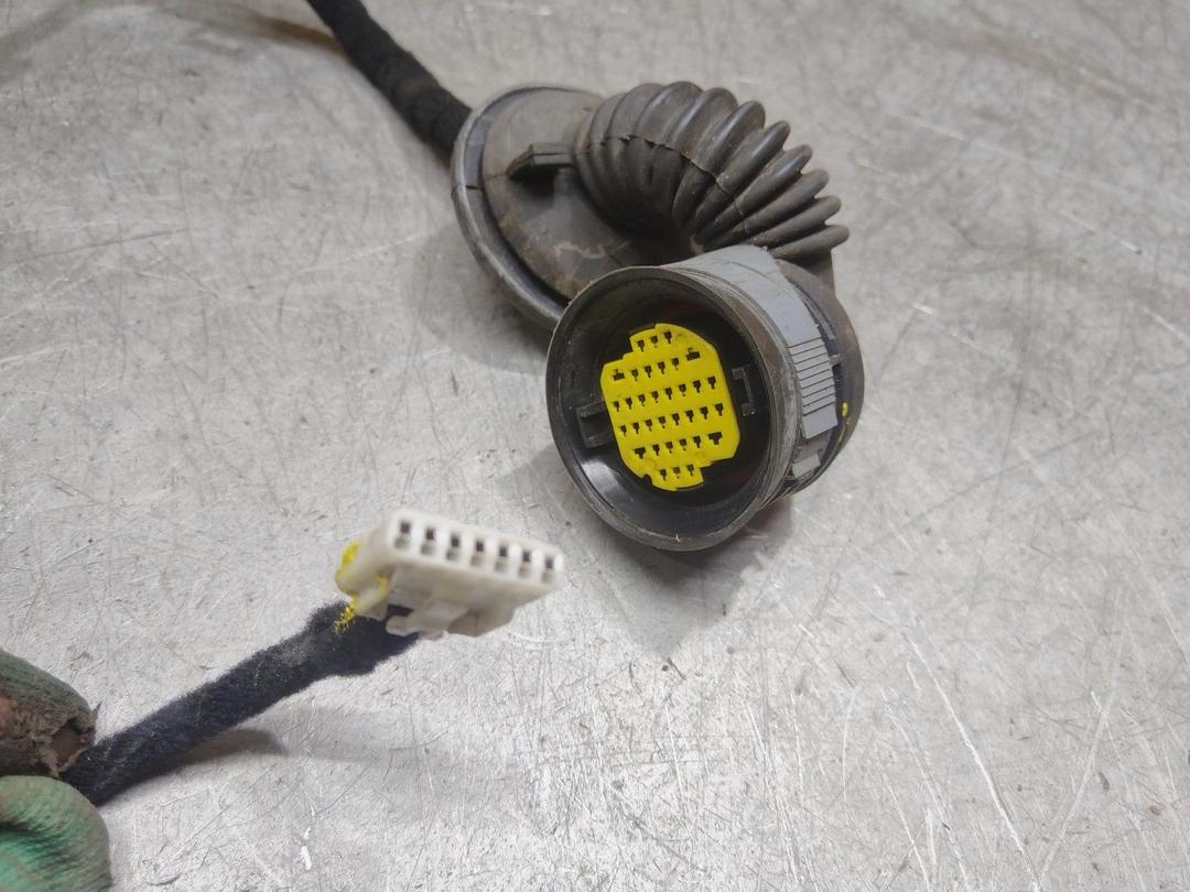 Проводка двери передней правой 8PO6EN Fiat Linea купить в магазине запчастей бу