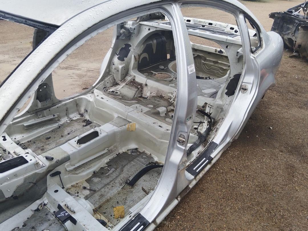 Стойка кузовная центральная левая 5WN8HZ Volkswagen Passat купить с доставкой