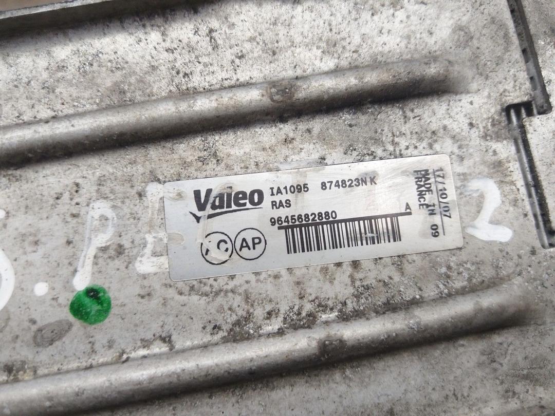 Интеркулер 1P2VK4 Citroen C5 купить на авторазборке