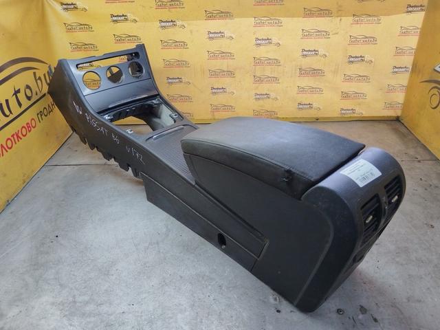 Консоль салона (кулисная часть) EHDR18 Volkswagen Passat купить