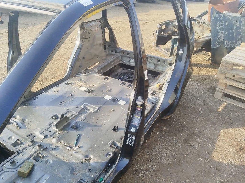 Стойка кузовная центральная левая IGHH3D Mercedes A W168 - Фото 3