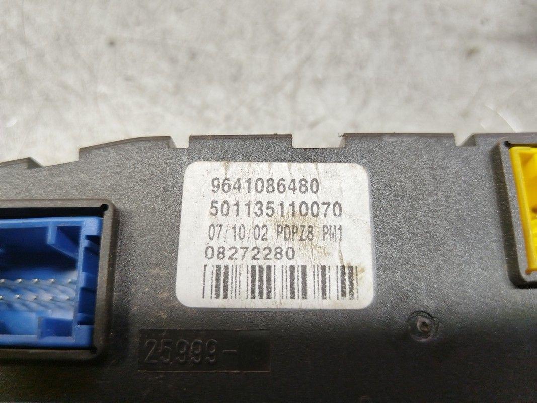 Блок управления двери передней правой RPX68U Peugeot 607 купить