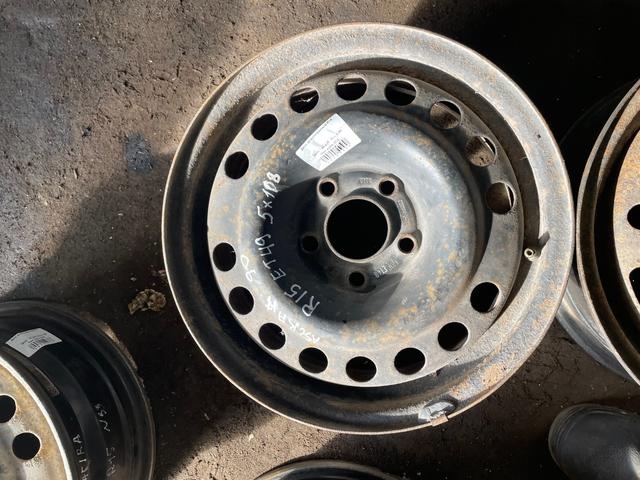 Диск штампованный R15   