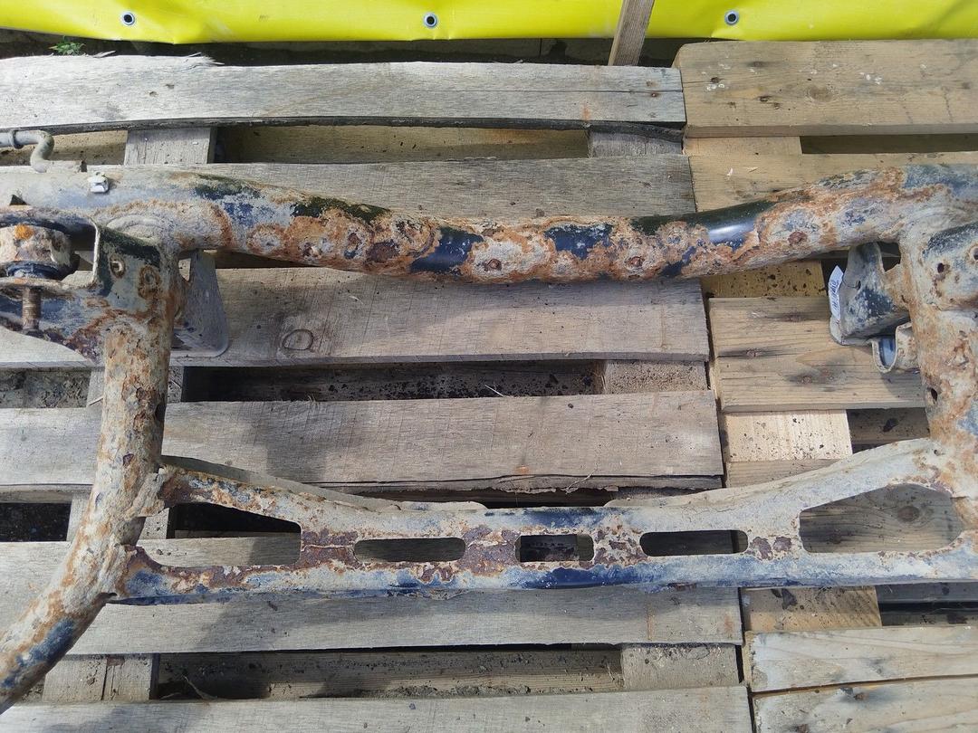 Балка подвески задняя FDD59H Volkswagen Passat купить на авторазборке