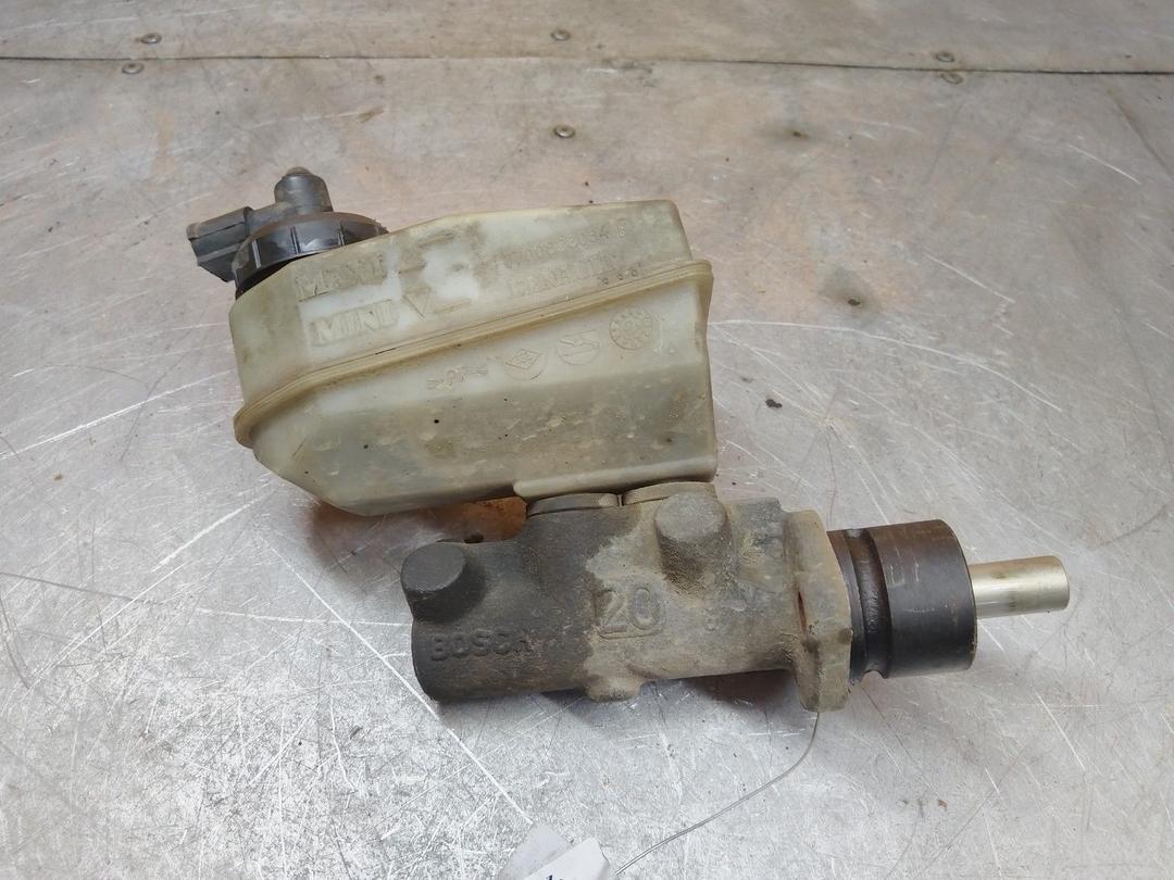 Цилиндр тормозной главный PRGDKO Renault Scenic купить