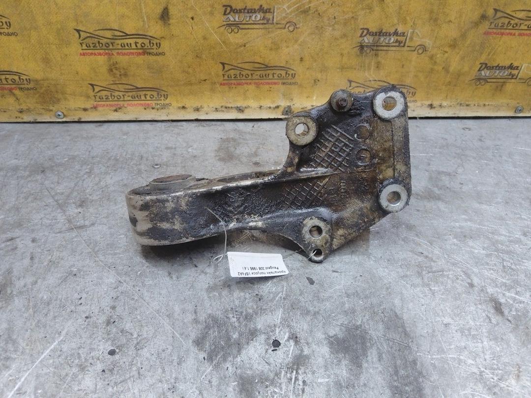 Кронштейн полуоси V5F4A2 Peugeot 306 купить с доставкой