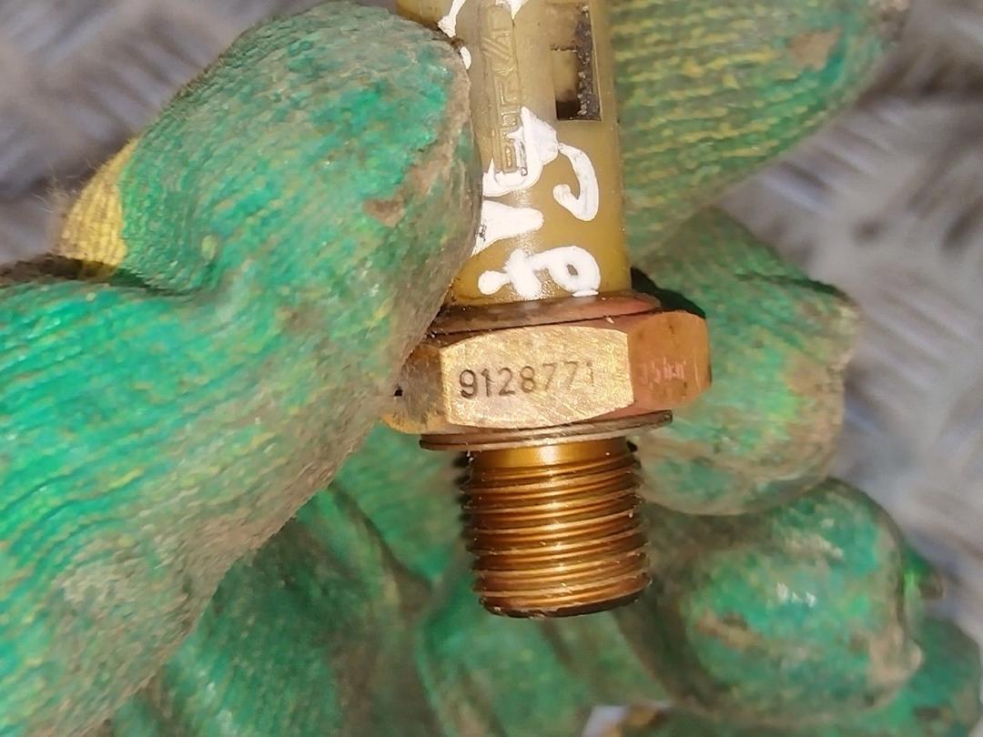 Датчик давления масла YNGUDE Renault Safrane - Фото 3