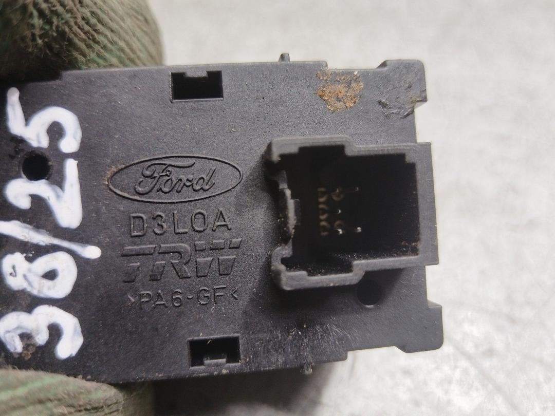 Кнопка подогрева сидений NO6B8N Ford Mondeo купить с доставкой