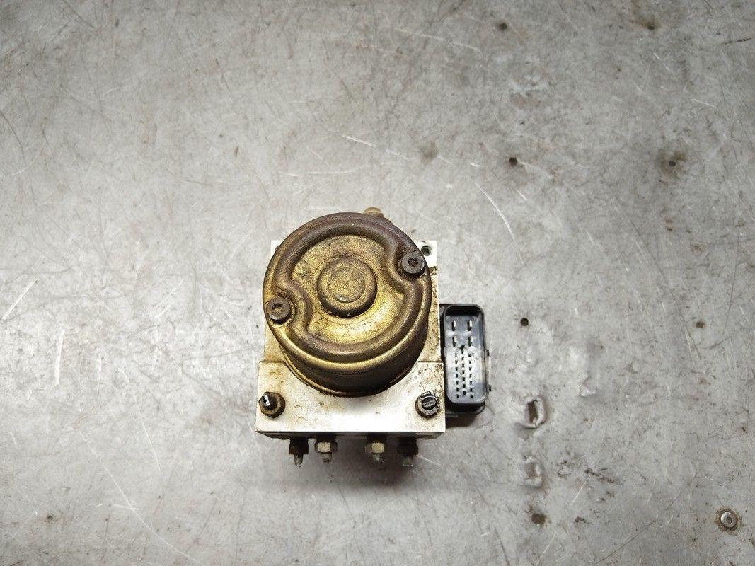 Блок ABS F0VF4A Mazda Premacy - Фото 3