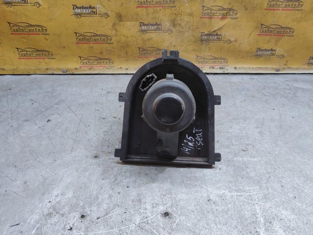 Моторчик печки JHK7M0 Seat Toledo купить с доставкой