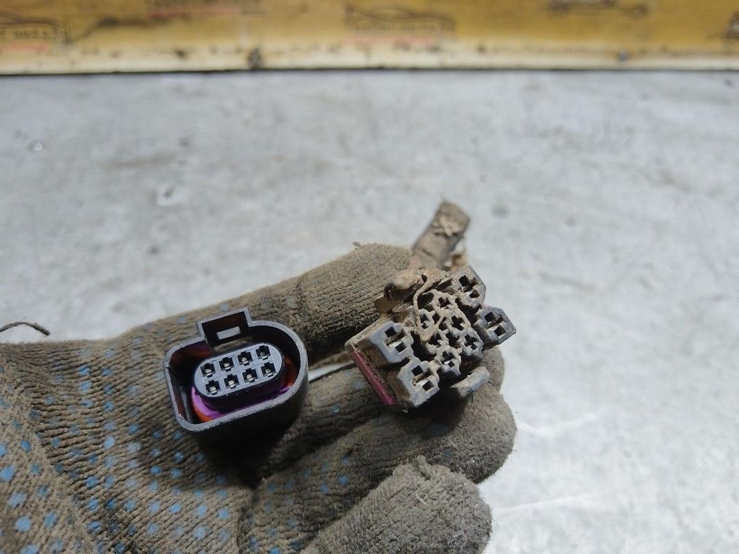 Проводка двери передней правой K4CFIK Volkswagen Golf купить с доставкой