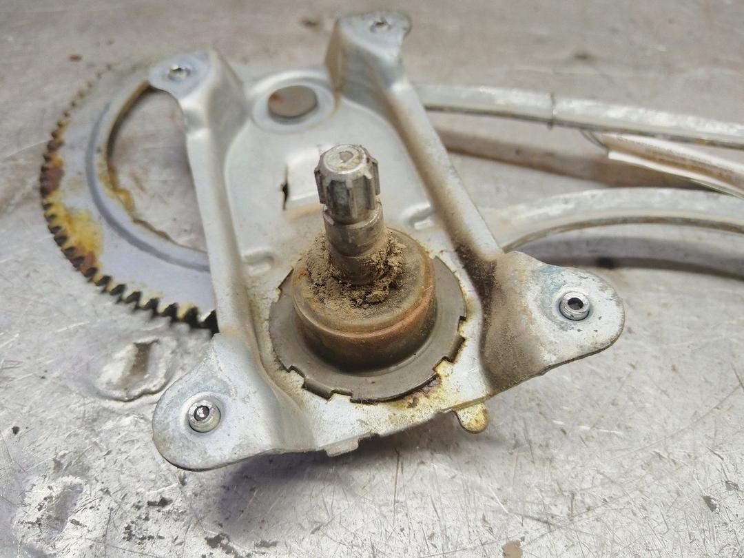 Стеклоподъемник задний правый G5N8W2 Opel Astra купить с доставкой