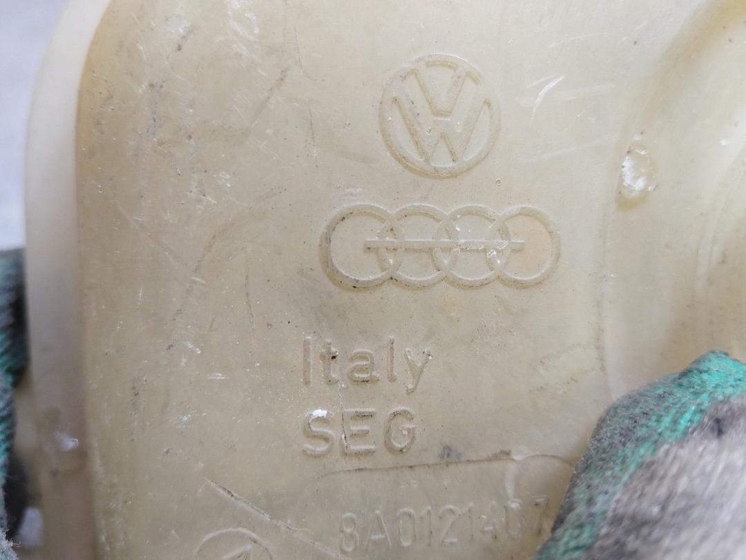 Бачок расширительный DU8PWD Audi 80 купить на авторазборке