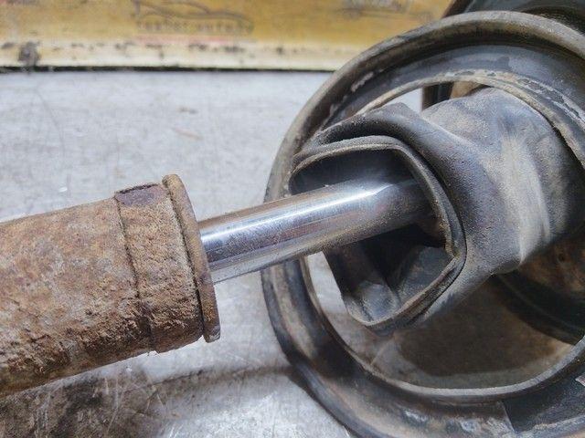 Амортизатор передний левый WO9PR0 Mitsubishi Carisma купить с доставкой