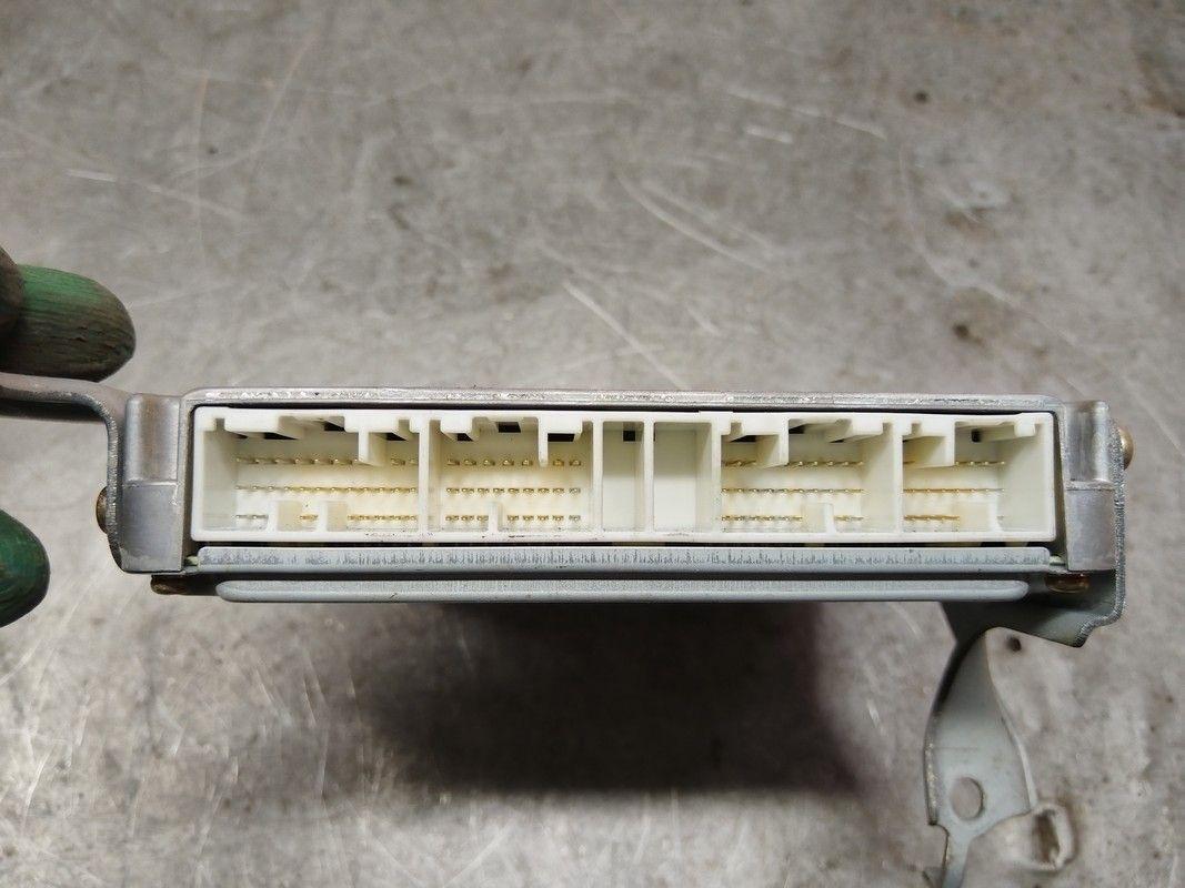 Блок управления двигателем 9I81T7 Toyota Avensis Verso - Фото 3