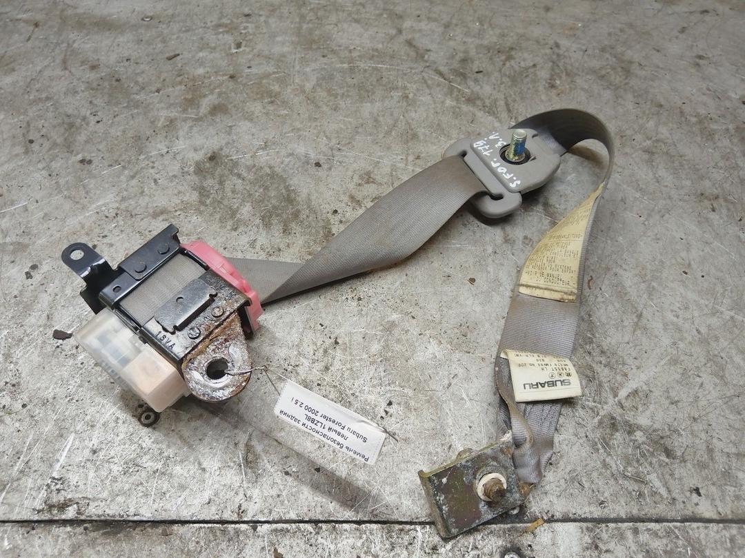 Ремень безопасности задний левый 1LZB8L Subaru Forester