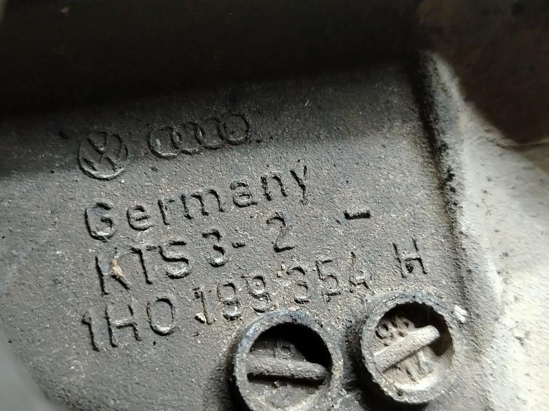 Кронштейн двигателя ZFWHN6 Volkswagen Passat - Фото 5