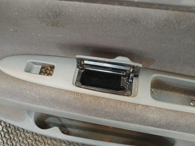 Обшивка двери задней правой (дверная карта) 3EIBN9 Toyota Avensis Verso купить