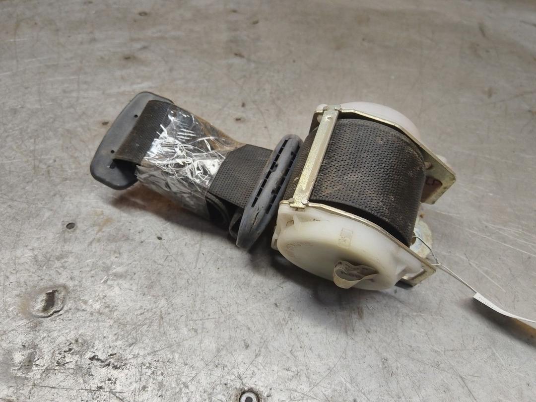 Ремень безопасности задний правый A4HM04 Opel Zafira