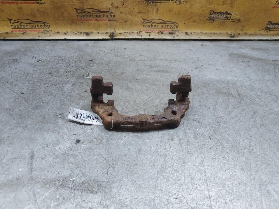 Скоба суппорта заднего W1DE97 Mazda 3 купить с доставкой