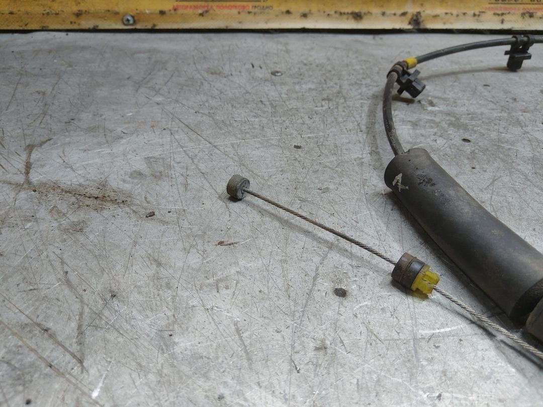 Трос газа Z8YI5Z Mazda 3 купить