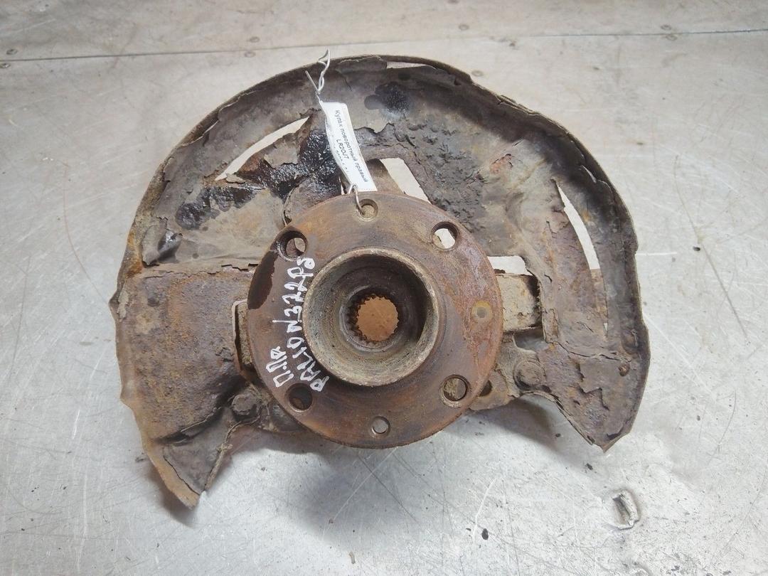 Кулак поворотный правый LR2OJ7 Fiat Palio