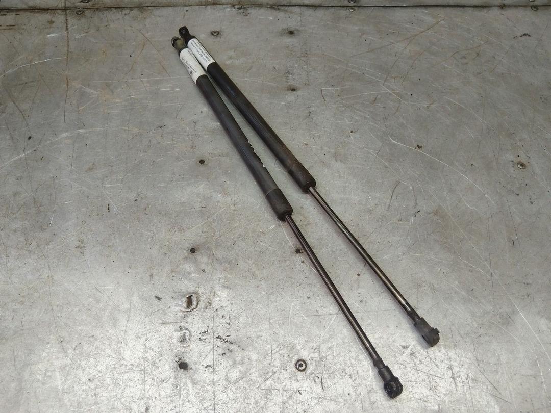 Амортизатор крышки багажника (3-5 двери) H05YGV Nissan Primera