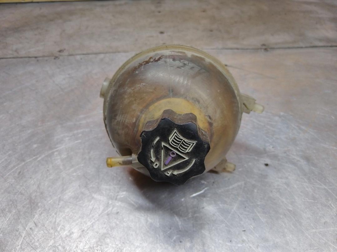 Бачок расширительный 8YF8DU Peugeot 307