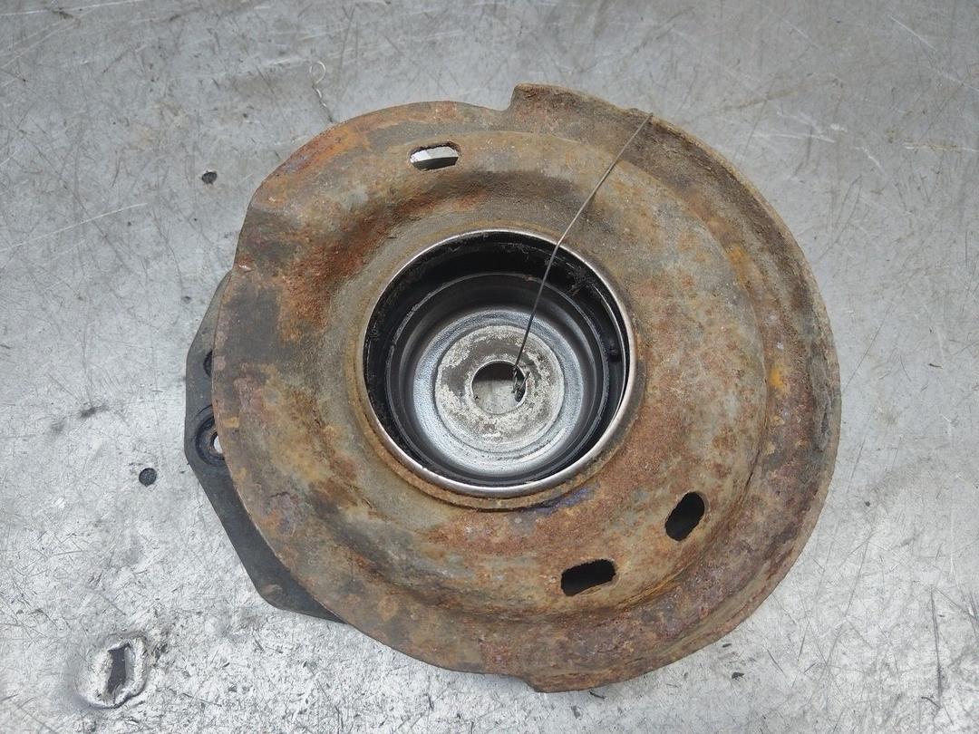 Опора амортизатора верхняя (чашка) EQFR36 Peugeot 306 купить