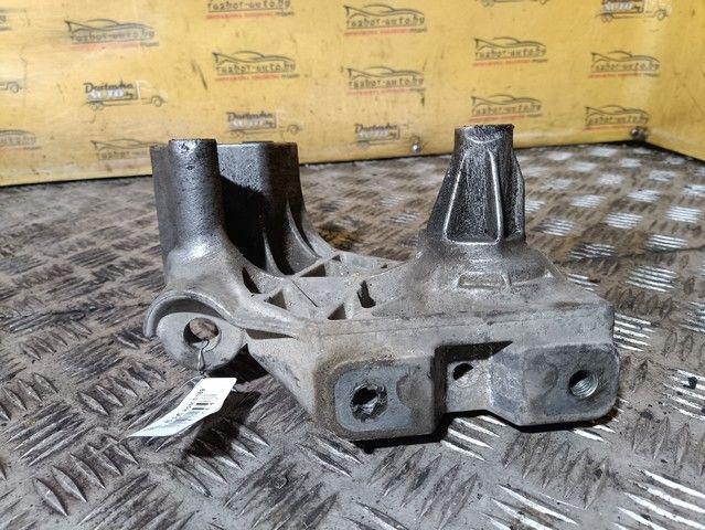 Кронштейн двигателя HHEA93 Volkswagen Golf - Фото 3