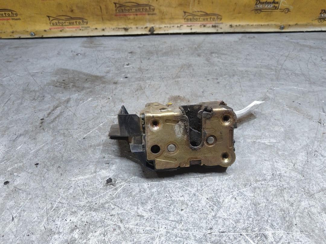 Замок двери передней левой 6W4F6K Renault Laguna