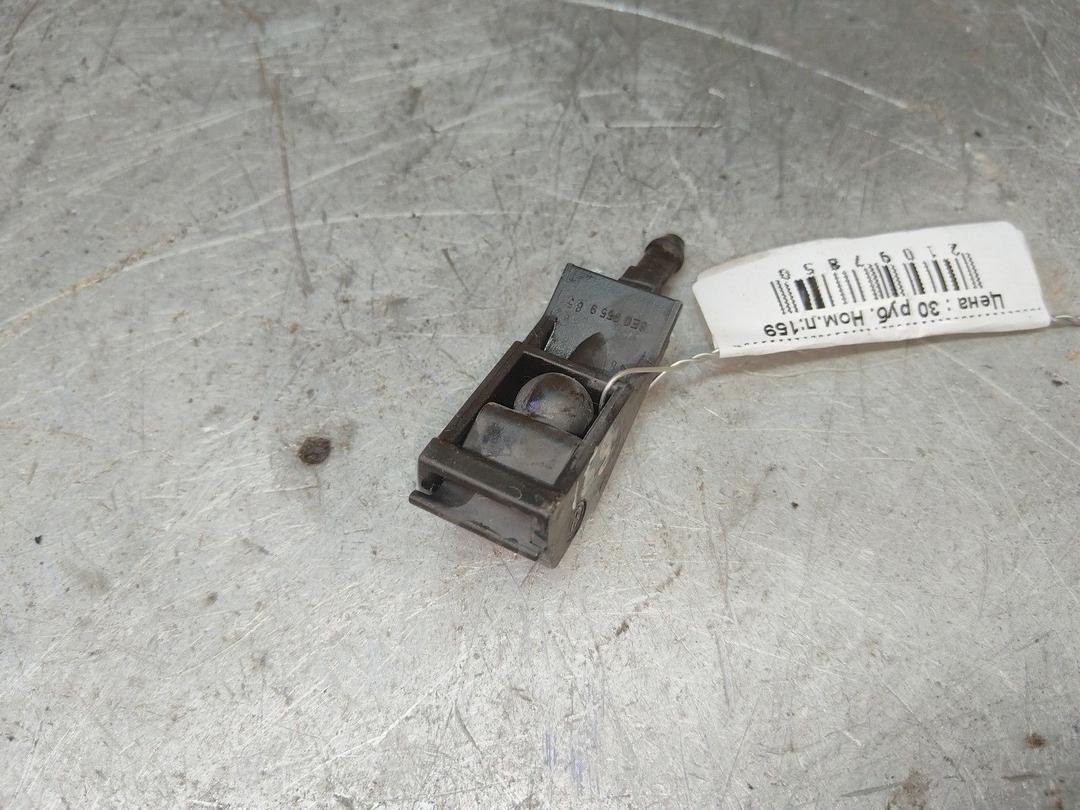 Форсунка омывателя HP7CRP Volkswagen Golf купить