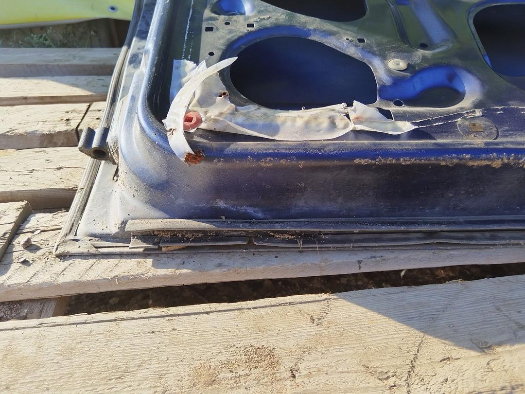 Дверь передняя правая PGL0UE Fiat Palio купить с доставкой. Огромный выбор запчастей и марок авто. У нас есть практически все.