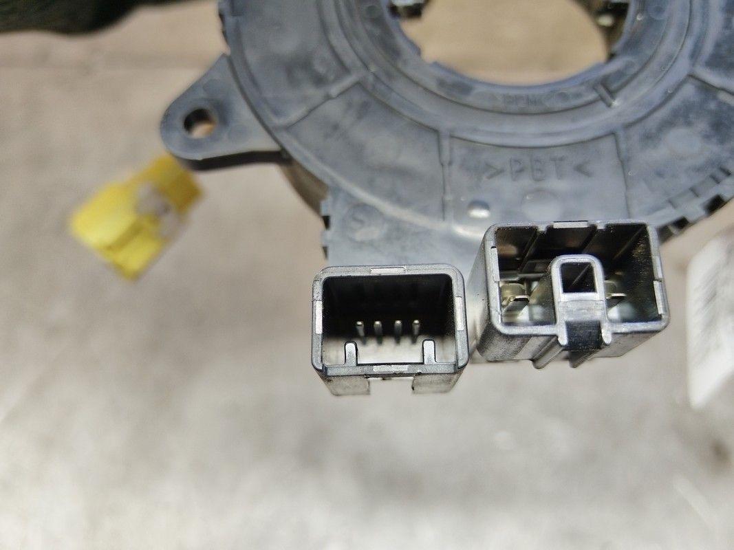 Шлейф руля 3YPO8K Mazda Premacy купить с доставкой