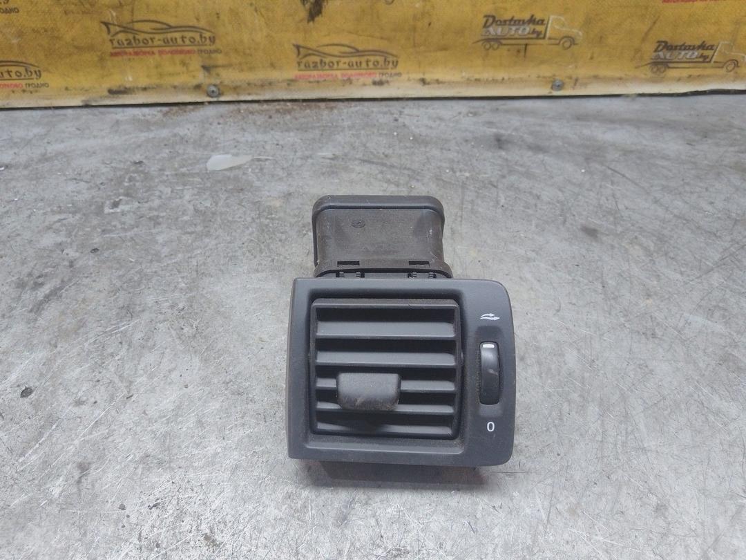 Дефлектор обдува салона 37CM56 Volvo S40 купить в магазине запчастей бу