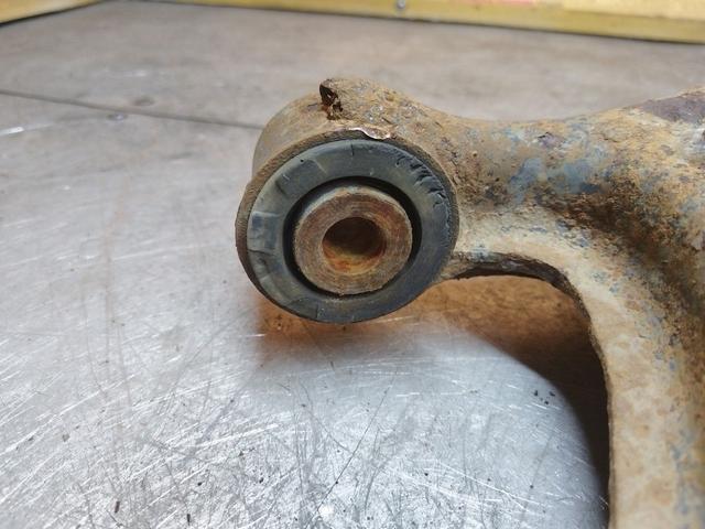 Рычаг передний правый Z4B9CI Honda Civic купить на авторазборке