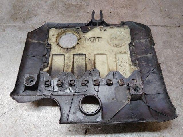 Декоративная крышка двигателя RL5Z8W Volkswagen Passat купить с доставкой