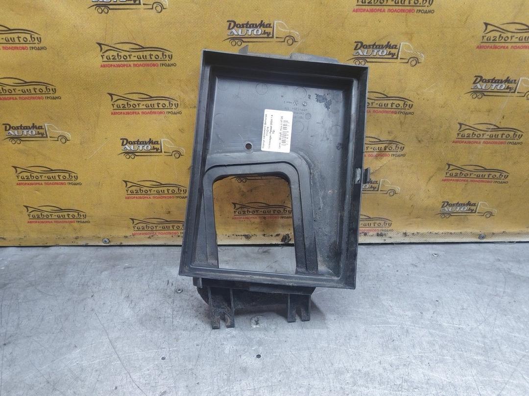 Корпус салонного фильтра 711C1N Volkswagen Passat купить