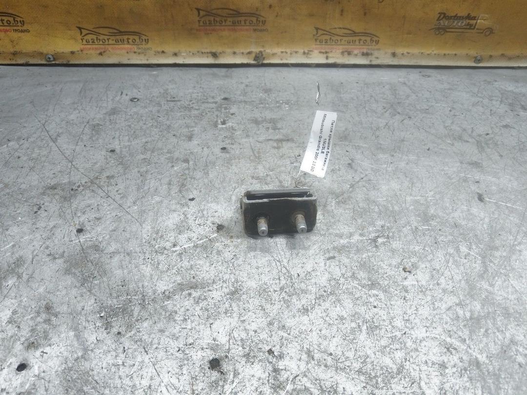 Петля крышки багажника 1NU3LE Mitsubishi Grandis - Фото 3