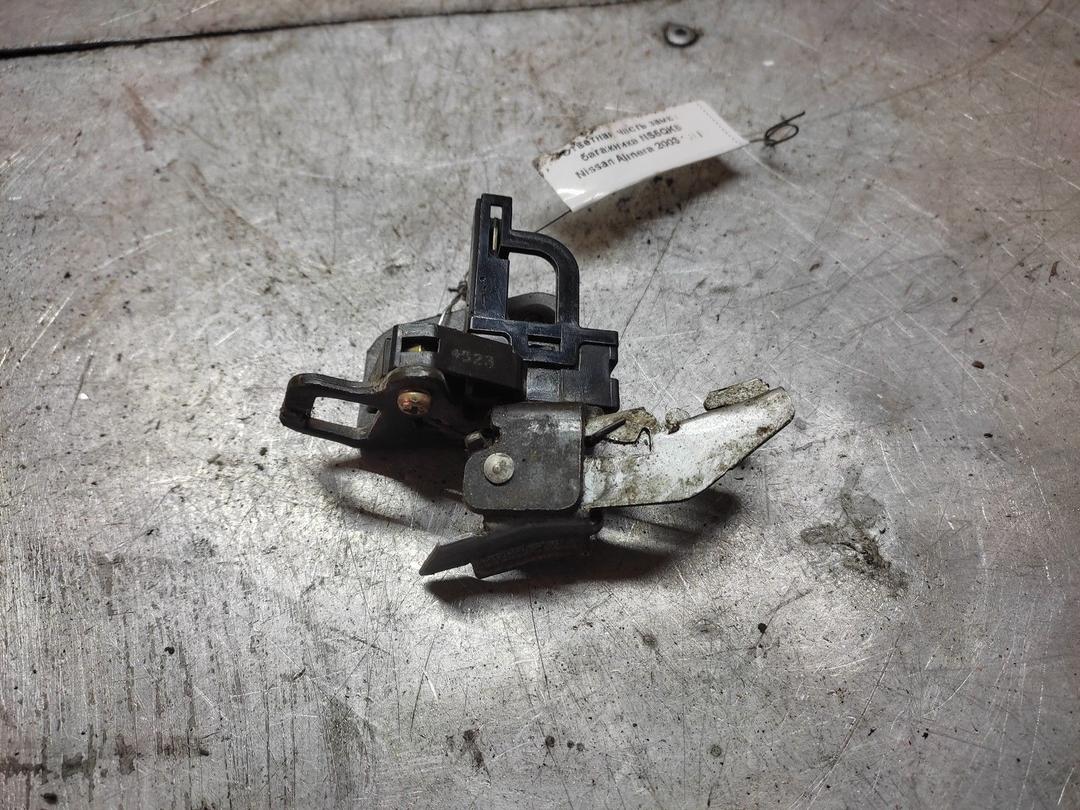 Замок багажника IR87EV Skoda Fabia