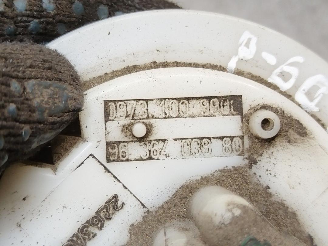 Колба в бак HJJGZP Peugeot 607 - Фото 5