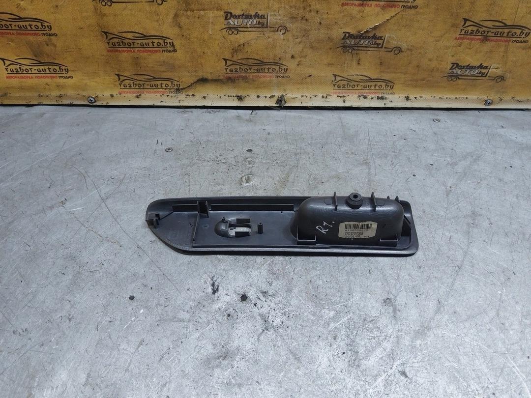 Ручка внутренняя передняя правая XJ6870 Renault Laguna купить с доставкой