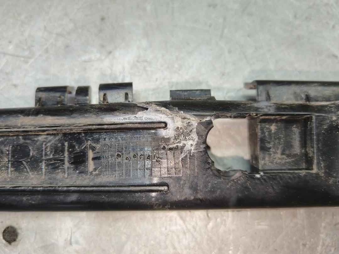 Кронштейн крепления бампера заднего UZ5PF6 Kia Sorento купить