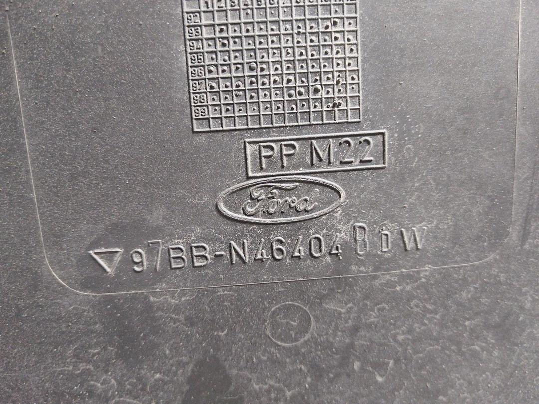 Обшивка крышки багажника D0IG82 Ford Mondeo купить в магазине запчастей бу