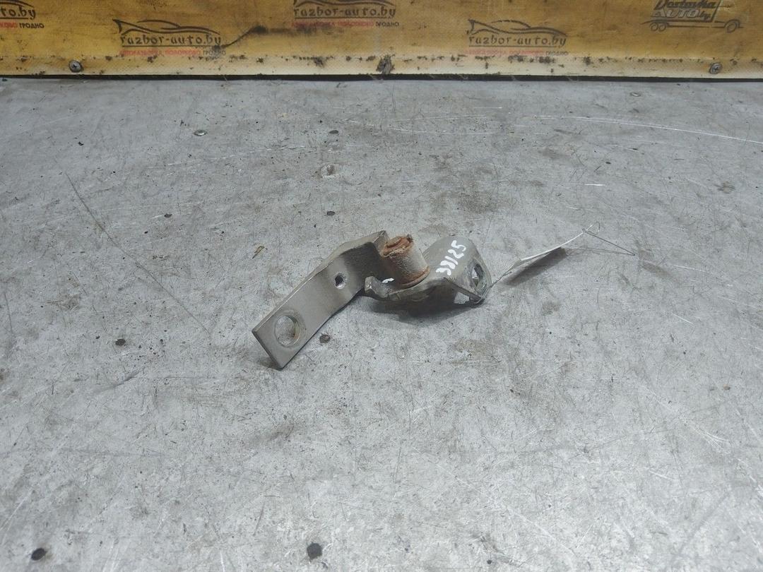 Петля двери передней правой ZIKNK6 Ford Mondeo купить в магазине запчастей бу