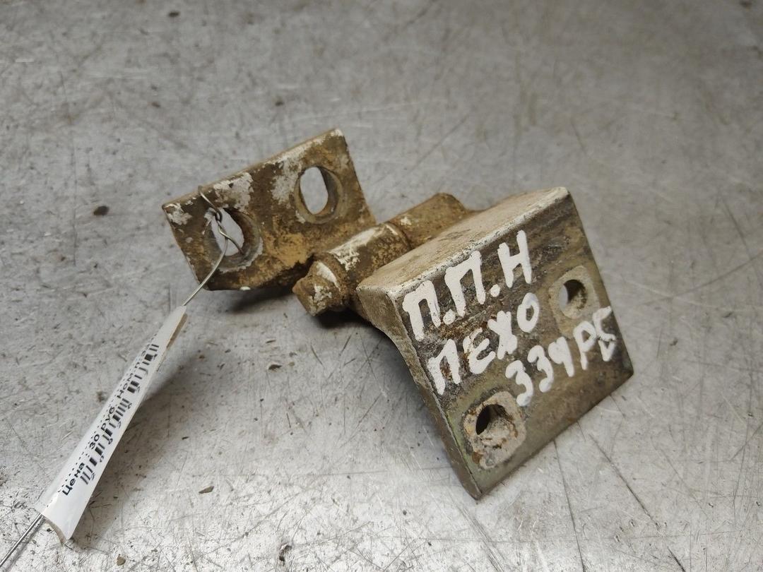 Петля двери передней правой 2S5XQ5 Peugeot 306 - Фото 1